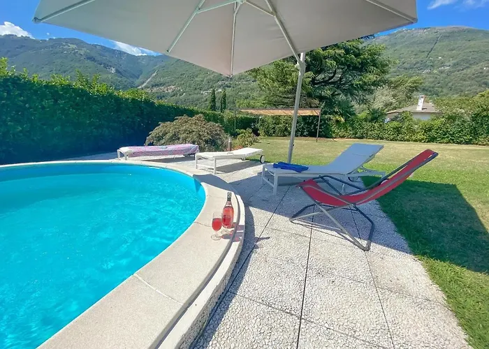 Paradiso-boschetto Mit Pool * Sorico