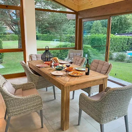 Paradiso-boschetto Mit Pool Dom wakacyjny