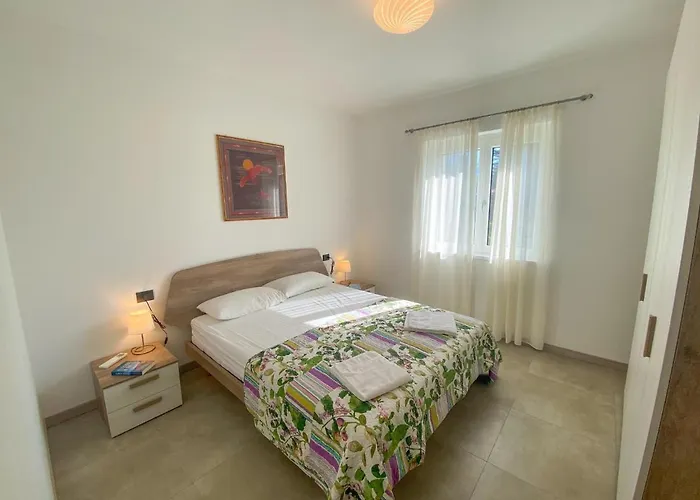 Casa vacanze Paradiso-boschetto Mit Pool